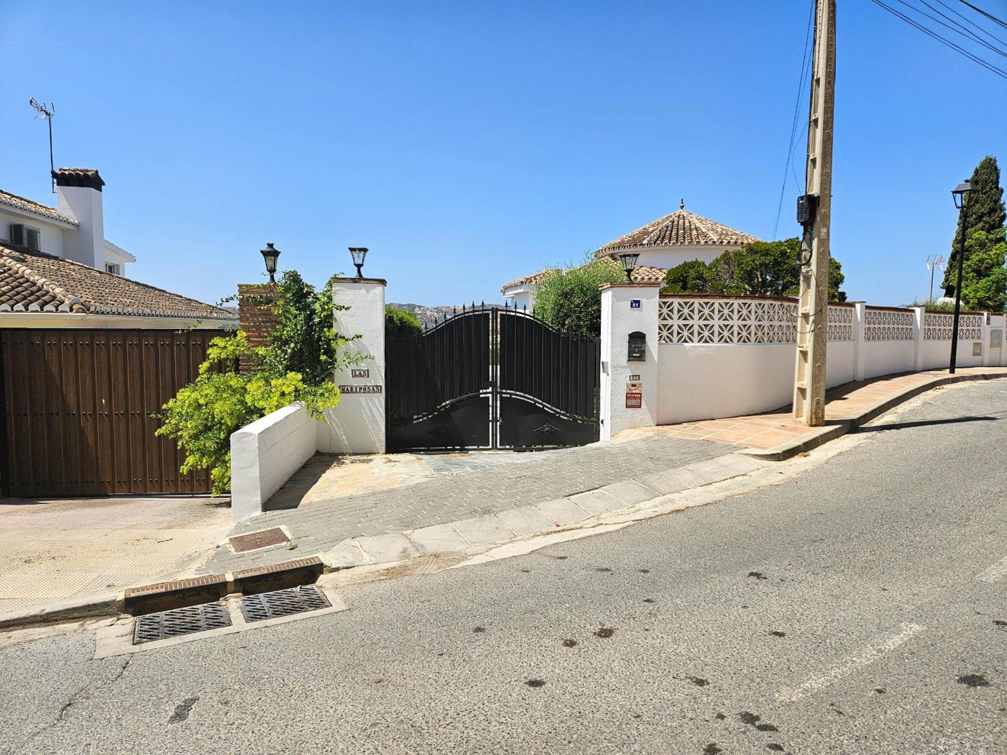 Villa Las Mariposas In La Sierrezuela, Mijas Costa מיחאס קוסטה מראה חיצוני תמונה