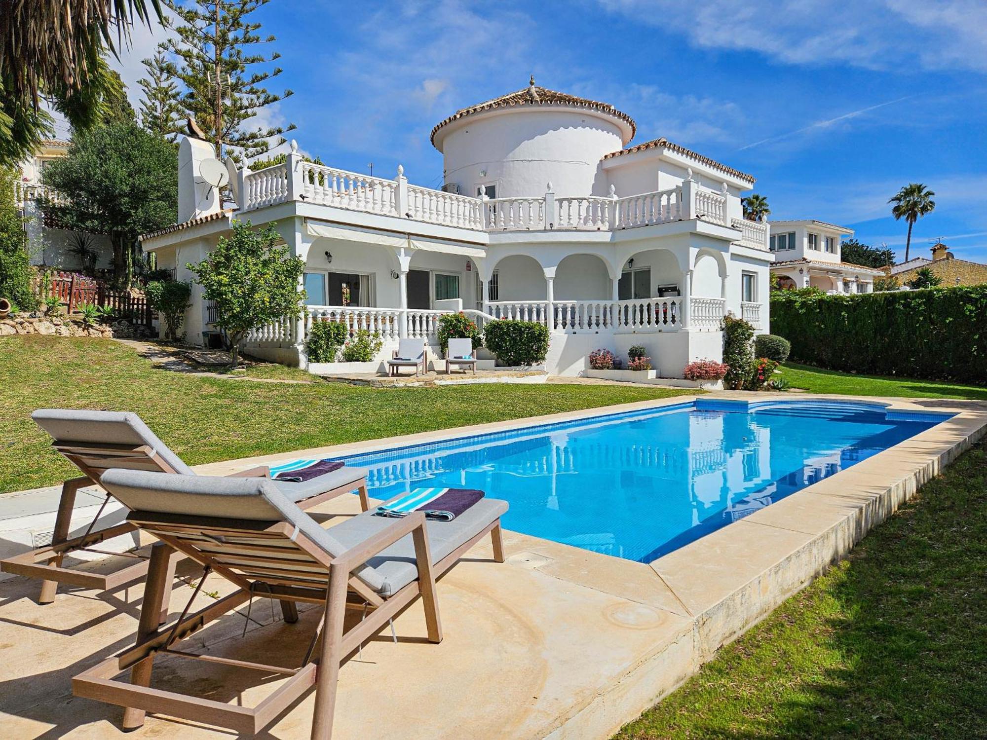 Villa Las Mariposas In La Sierrezuela, Mijas Costa מיחאס קוסטה מראה חיצוני תמונה